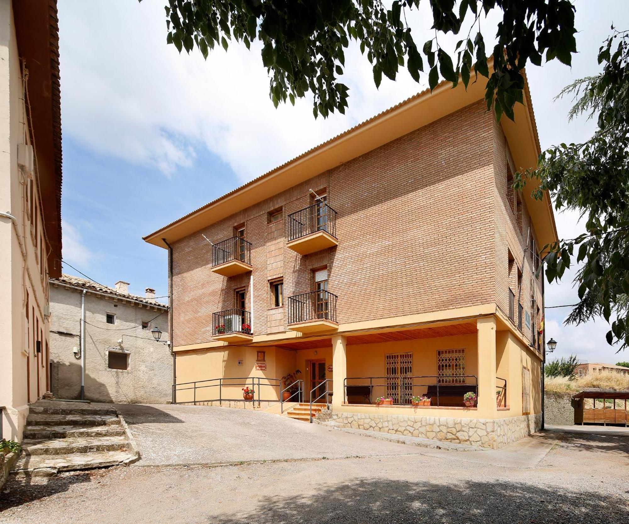 Albergue Sierra De Arbe Naval Buitenkant foto