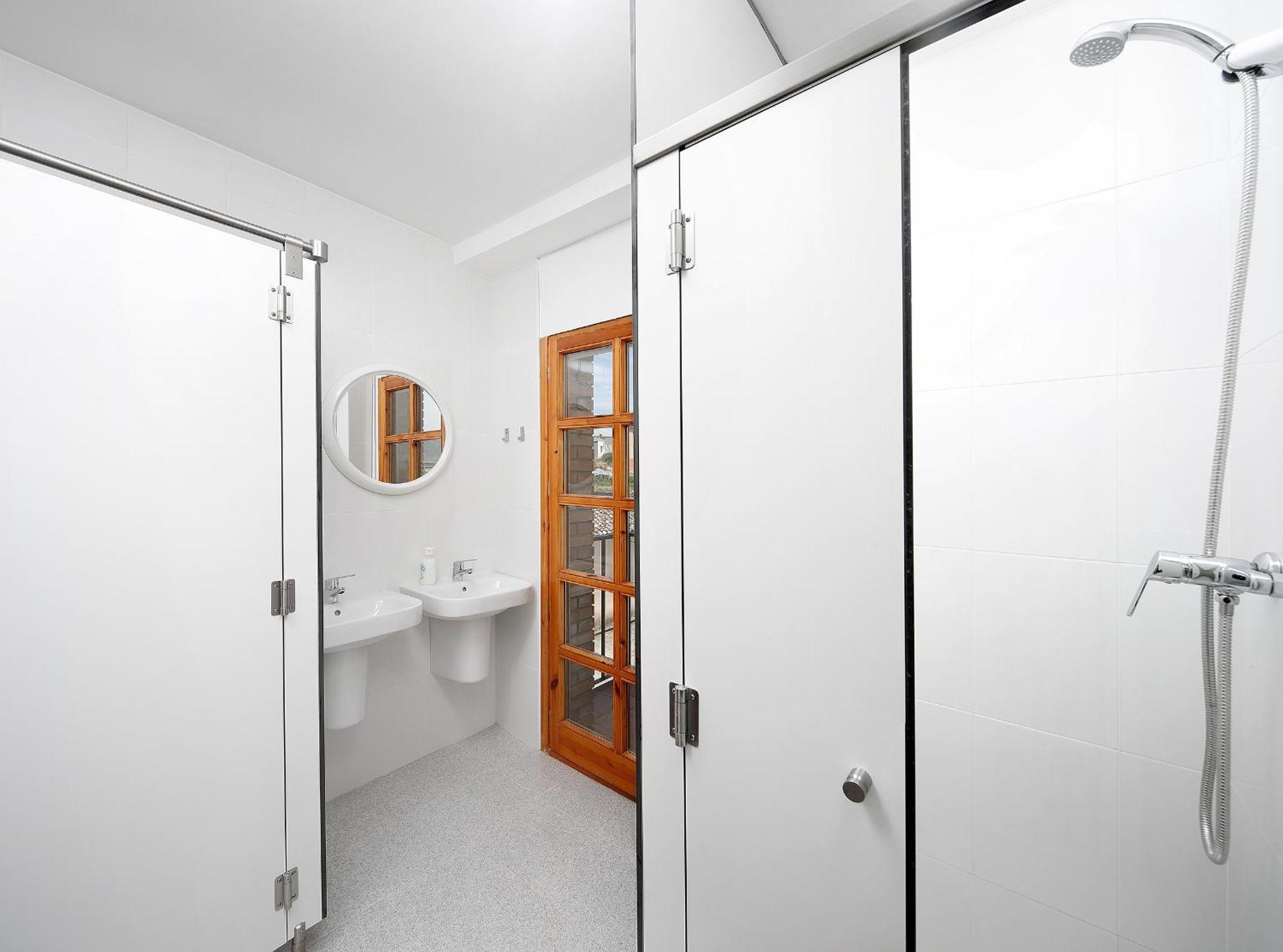 Albergue Sierra De Arbe Naval Buitenkant foto