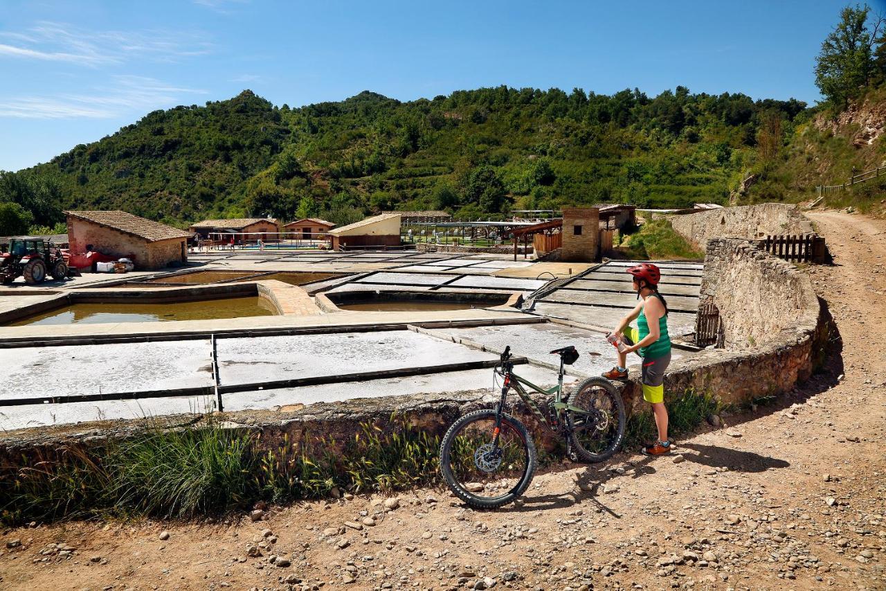 Albergue Sierra De Arbe Naval Buitenkant foto